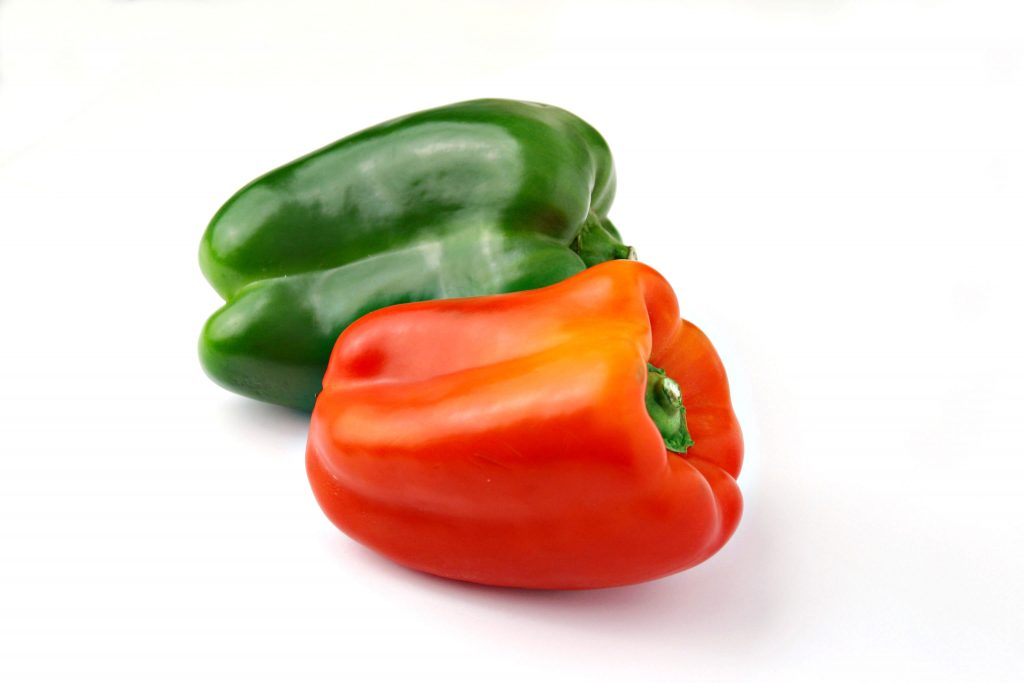 Fresh peppers from Ecuador may be imported into the United States effective November 23. Under a final rule published by the US Animal and Plant Health Inspection Service (APHIS) on October 23, the peppers will have to have been produced in accordance with a systems approach